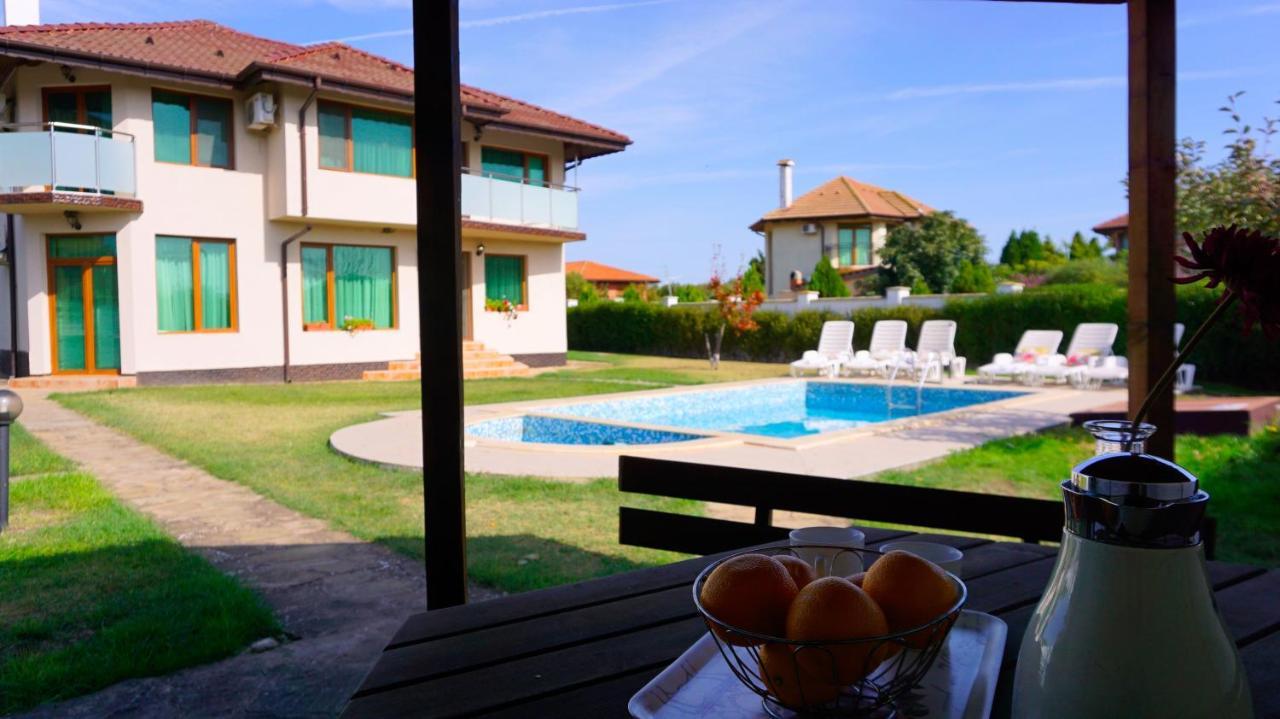 Вила Помело - Family Villa Pomelo Bŭlgarevo Dış mekan fotoğraf