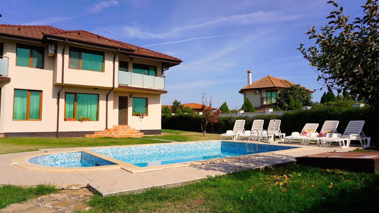 Вила Помело - Family Villa Pomelo Bŭlgarevo Dış mekan fotoğraf