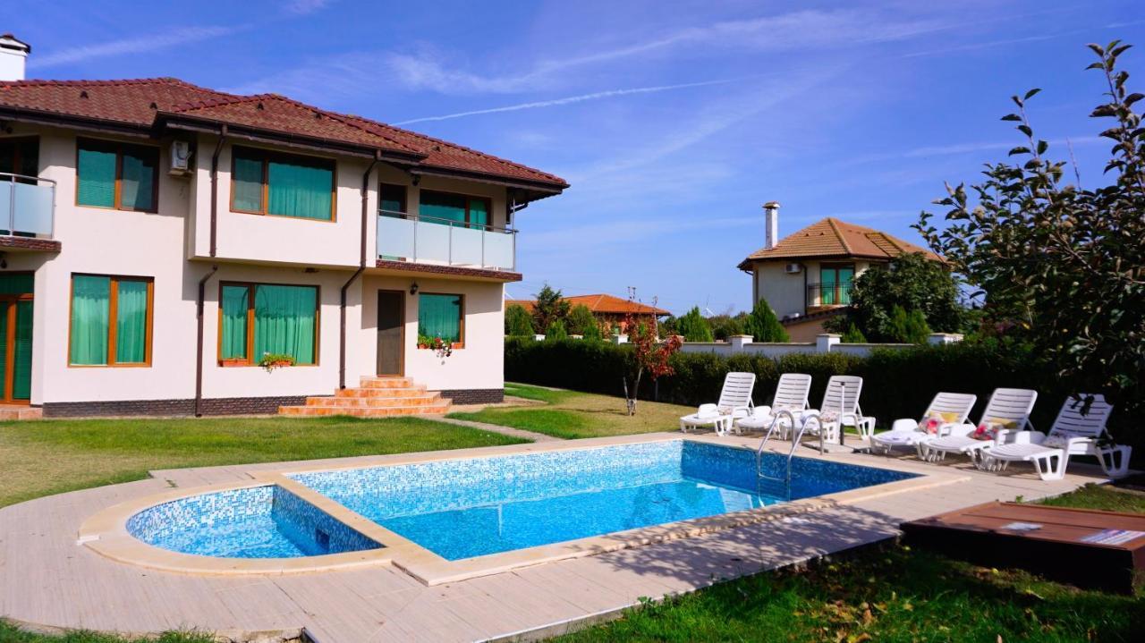 Вила Помело - Family Villa Pomelo Bŭlgarevo Dış mekan fotoğraf