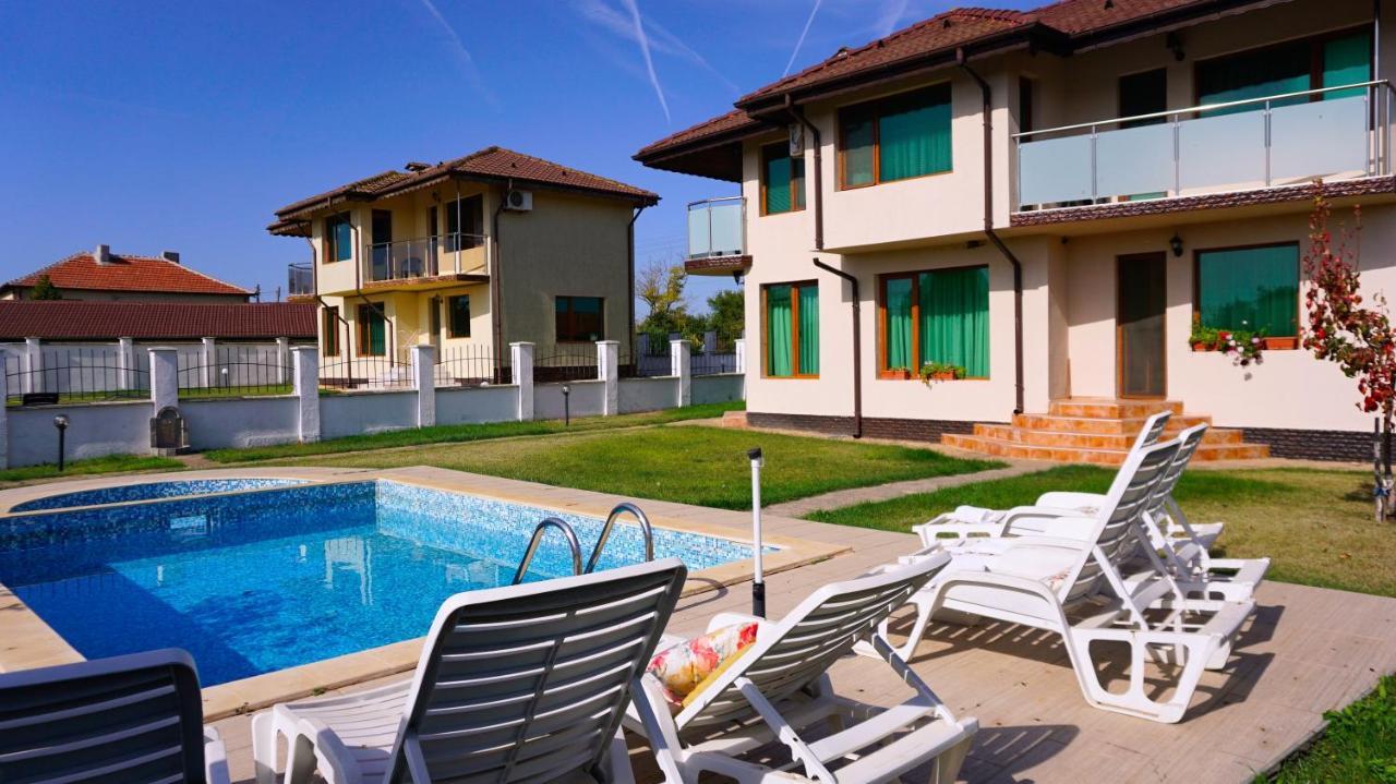 Вила Помело - Family Villa Pomelo Bŭlgarevo Dış mekan fotoğraf