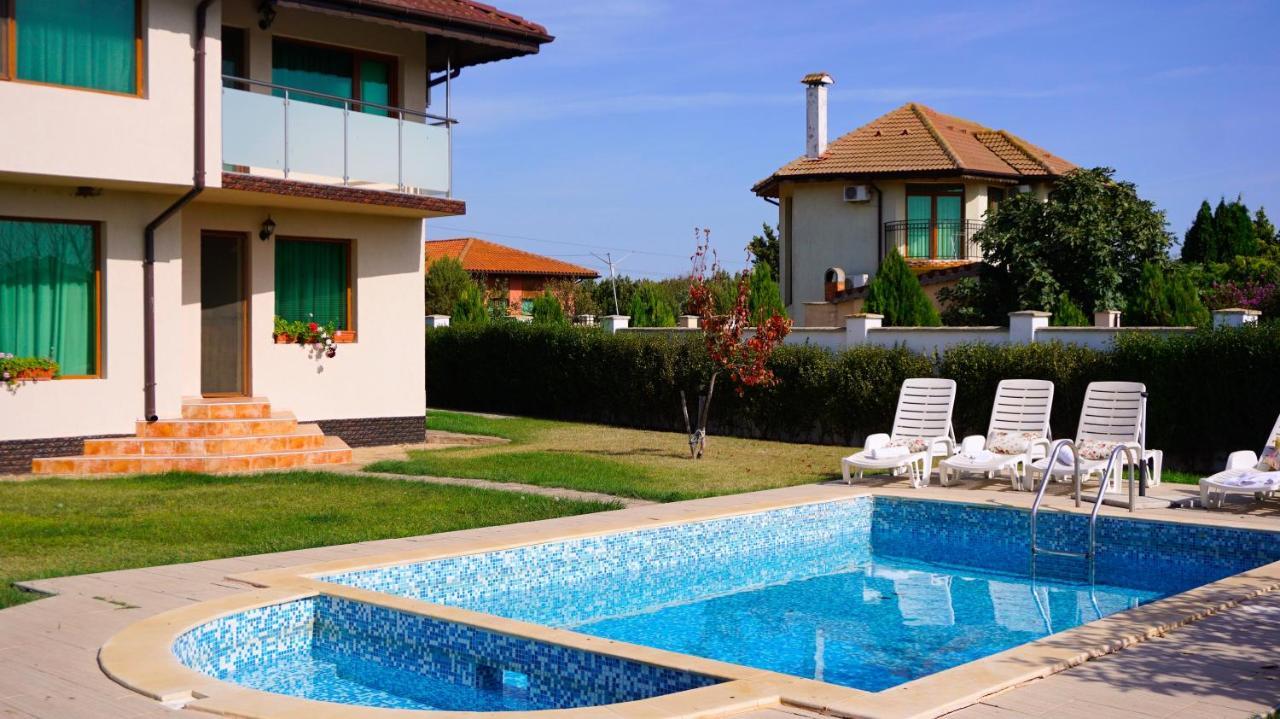 Вила Помело - Family Villa Pomelo Bŭlgarevo Dış mekan fotoğraf