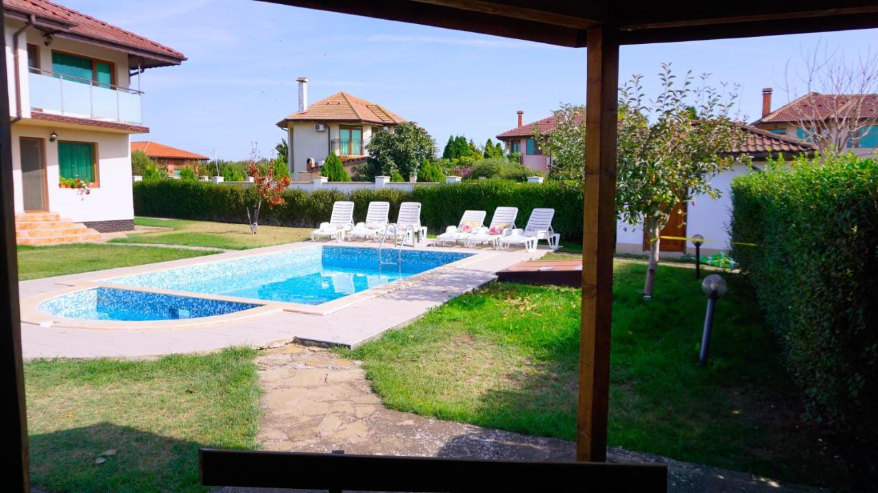 Вила Помело - Family Villa Pomelo Bŭlgarevo Dış mekan fotoğraf