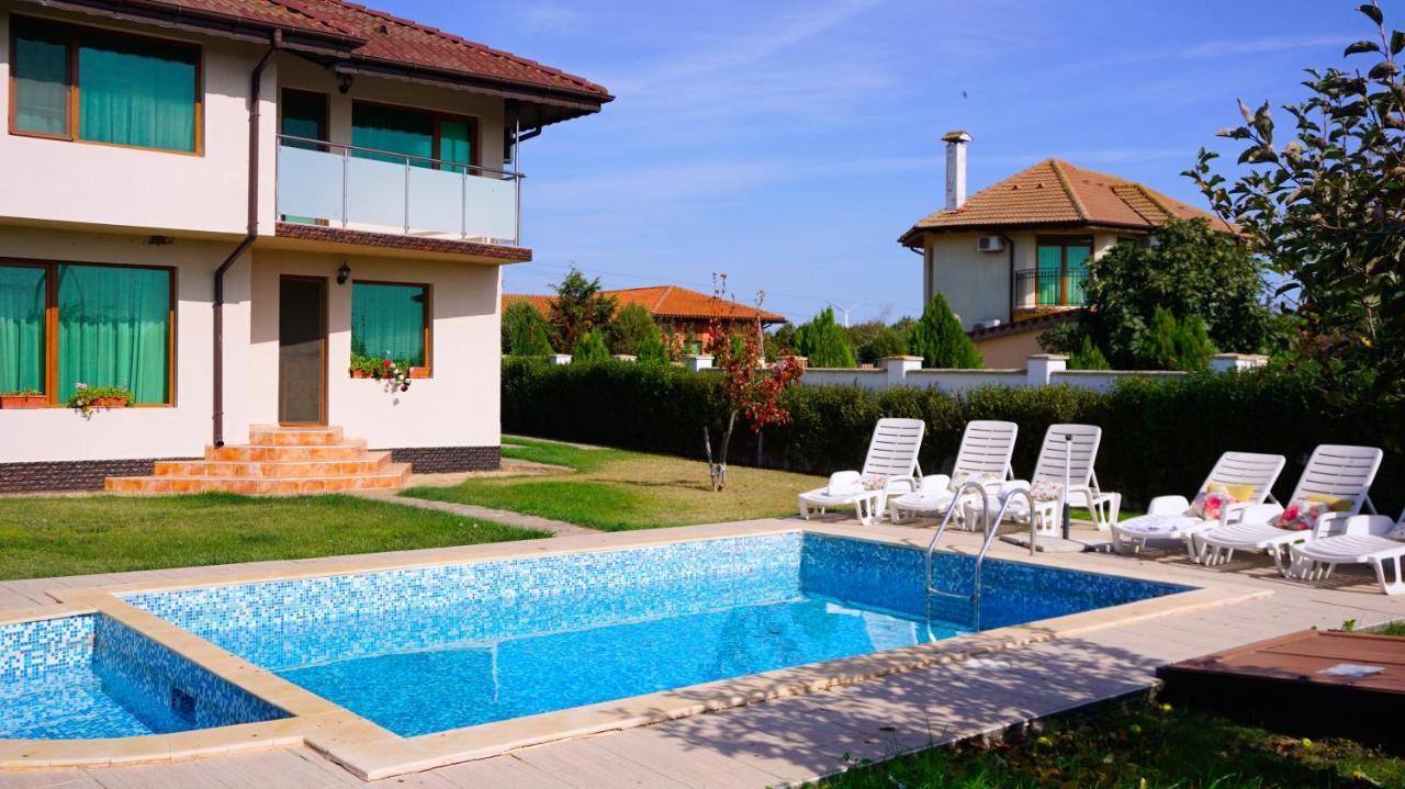 Вила Помело - Family Villa Pomelo Bŭlgarevo Dış mekan fotoğraf